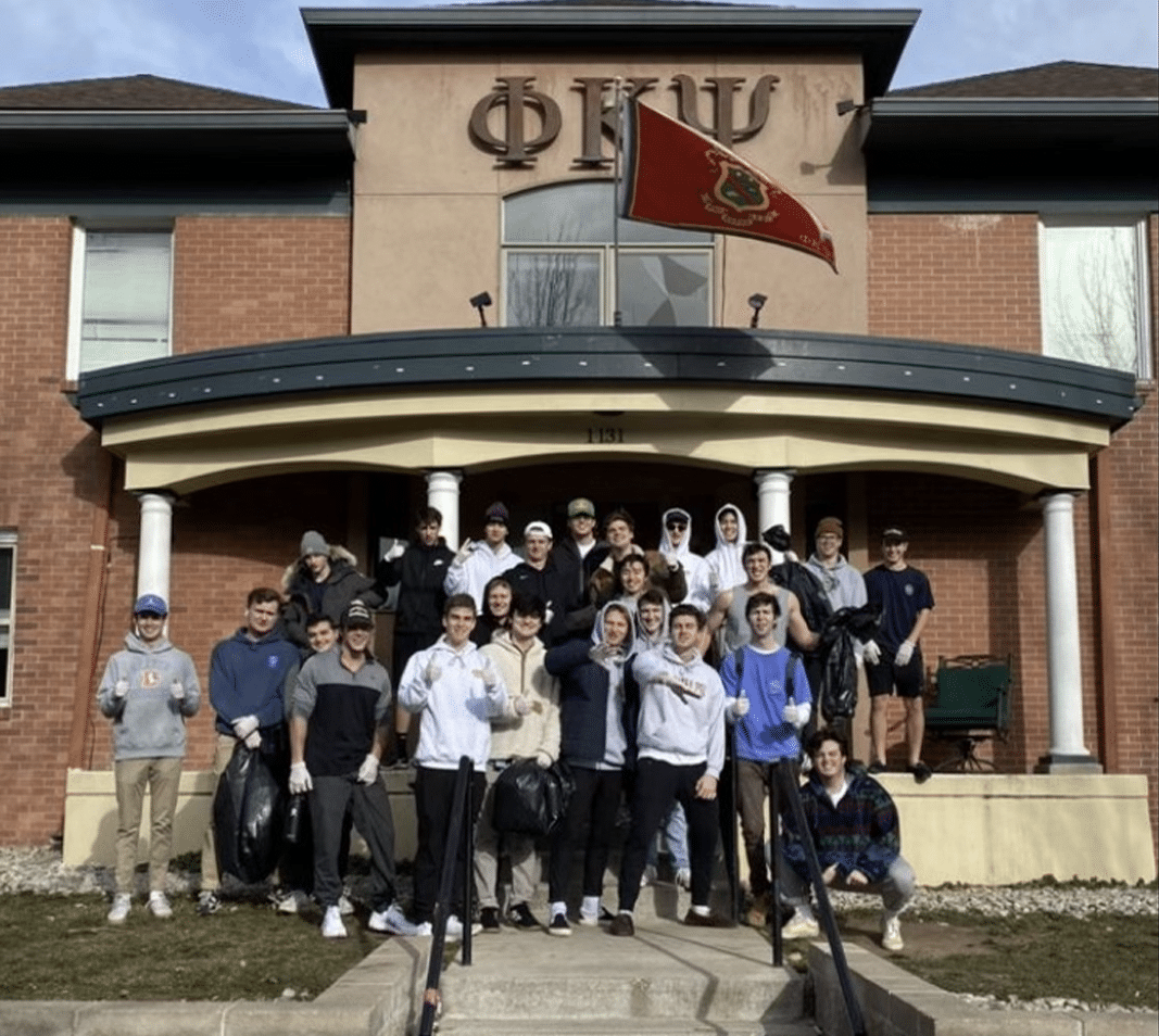 photo-frat-house